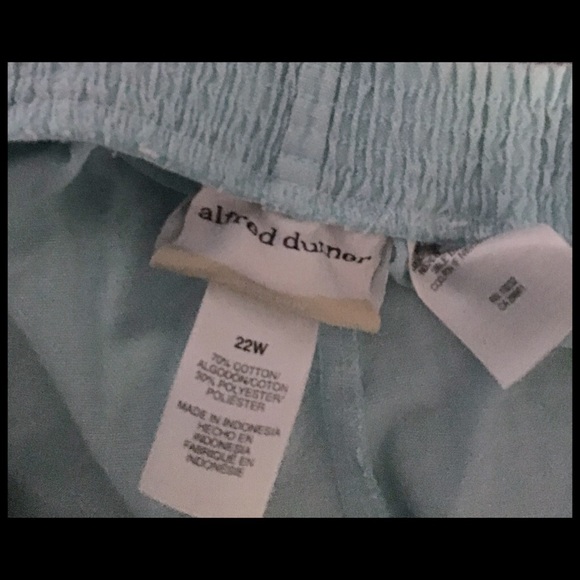 Alfred Dunner Blue with Embroidered Fish Pants-22W - Picture 4 of 6